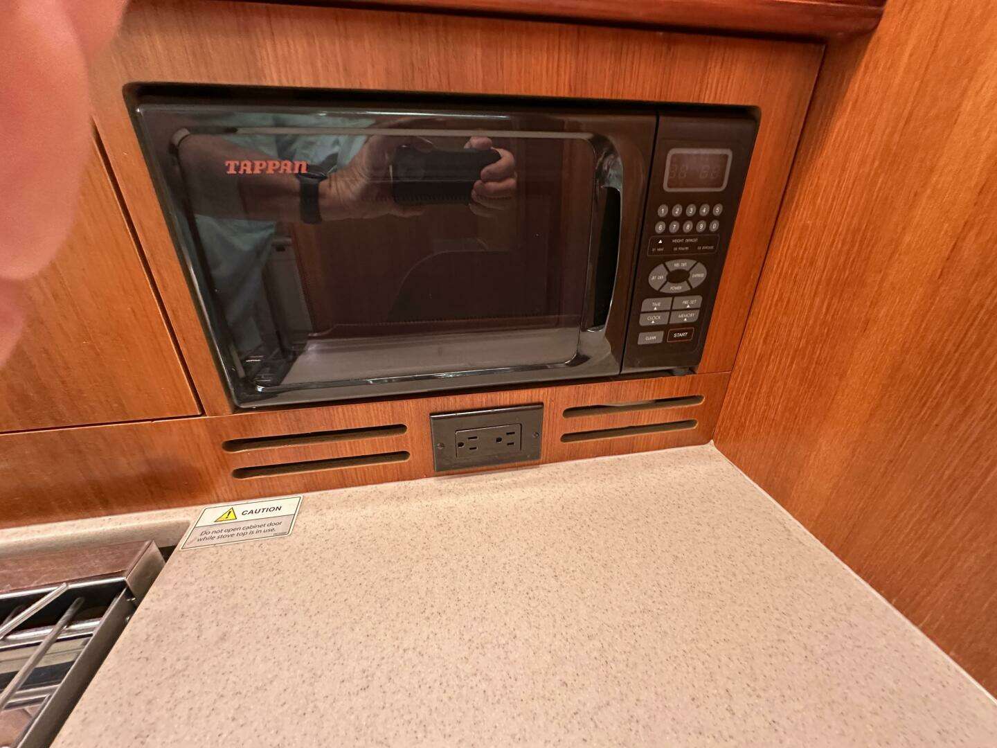 2006 Hunter 38 - Image 25