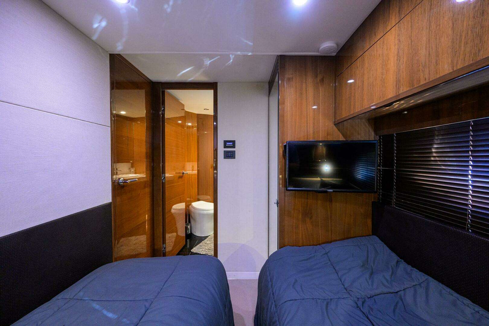 2013 Princess V72 Express Yacht - Image 34