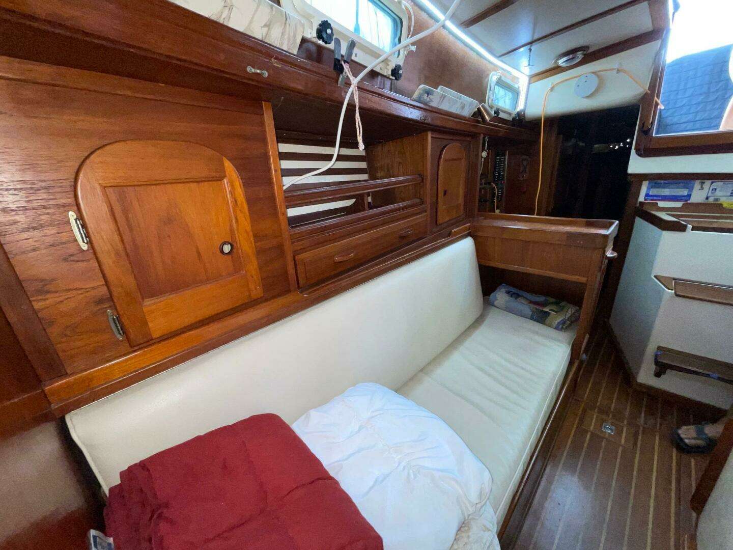 1981 Mariner — - Image 11