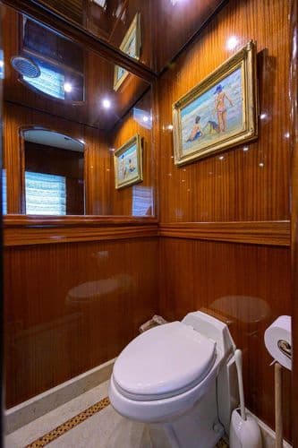 2008 Hargrave Raised Pilothouse - Image 46