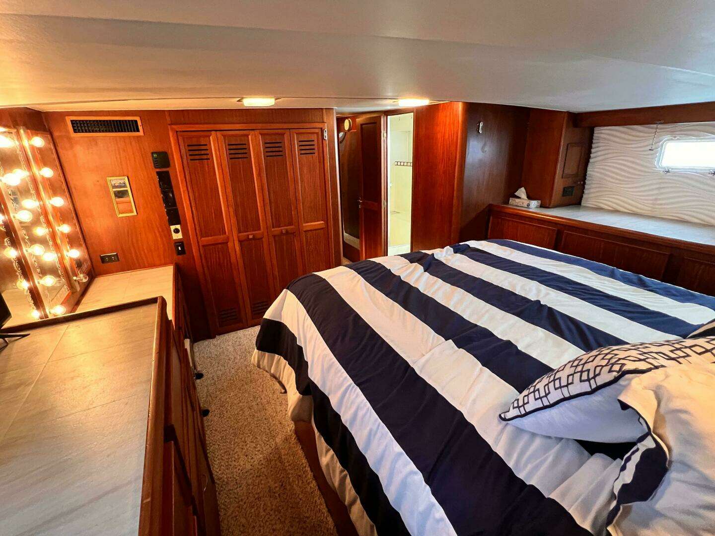 1980 Hatteras 58 MY - Image 52