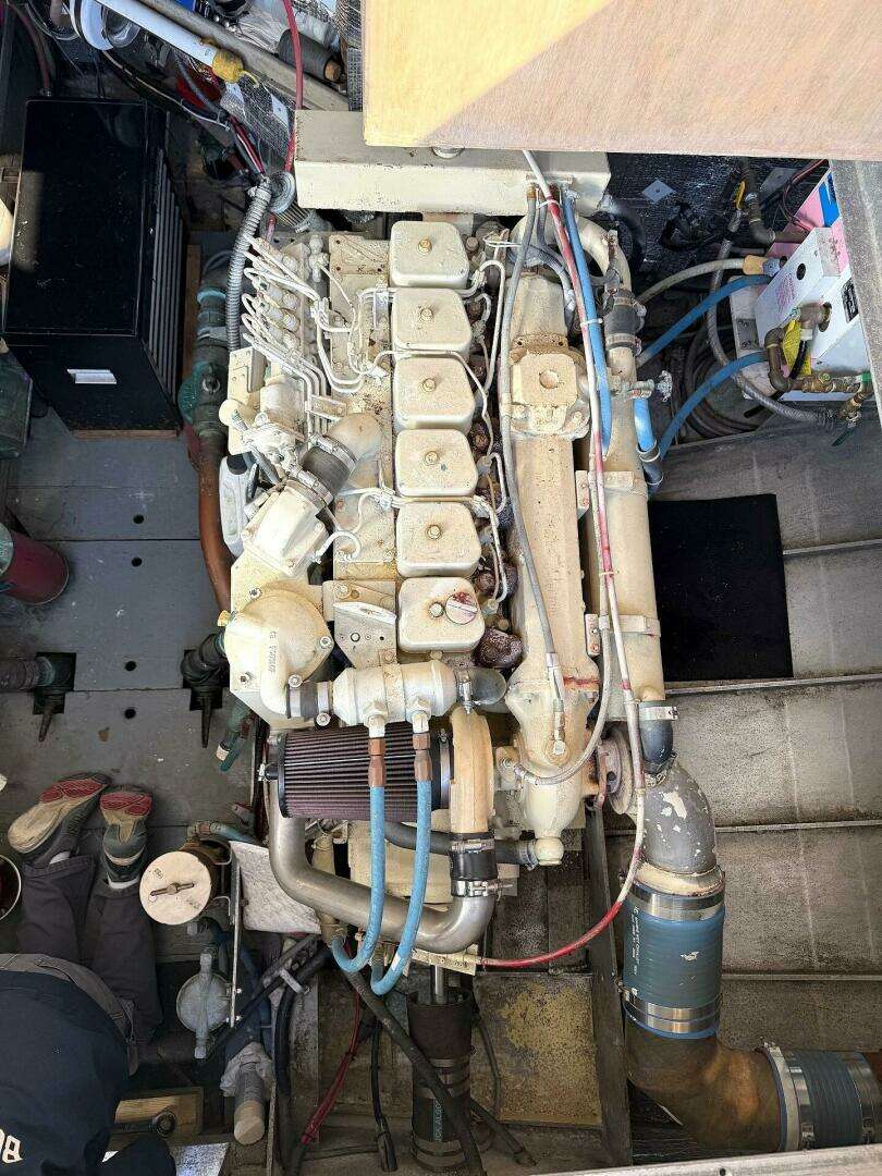 1967 Custom 42’ Flybridge Cruiser - Image 37