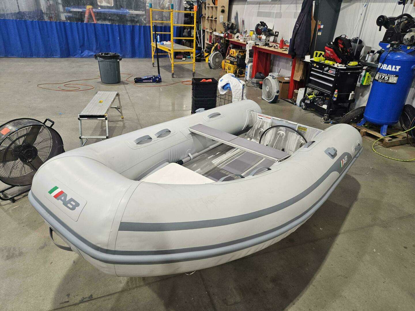 2024 AB Inflatables Lammina 9.5AL - Image 2