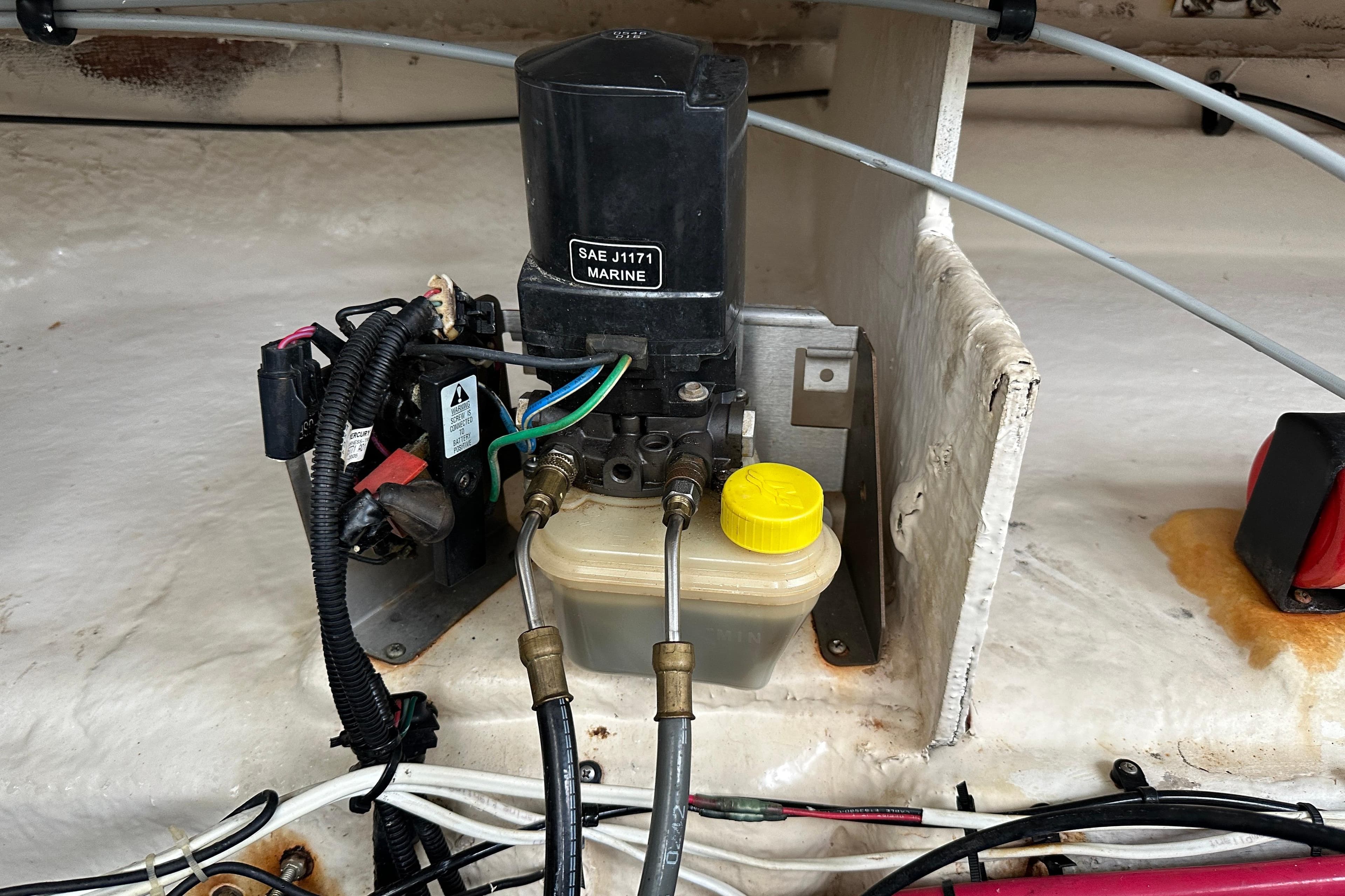 Marine pump system in a 2006 Sea Ray 260 Sundancer boat.