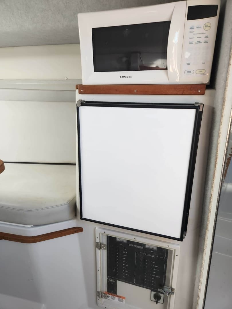 2001 Contender 35 Side Console - Image 19