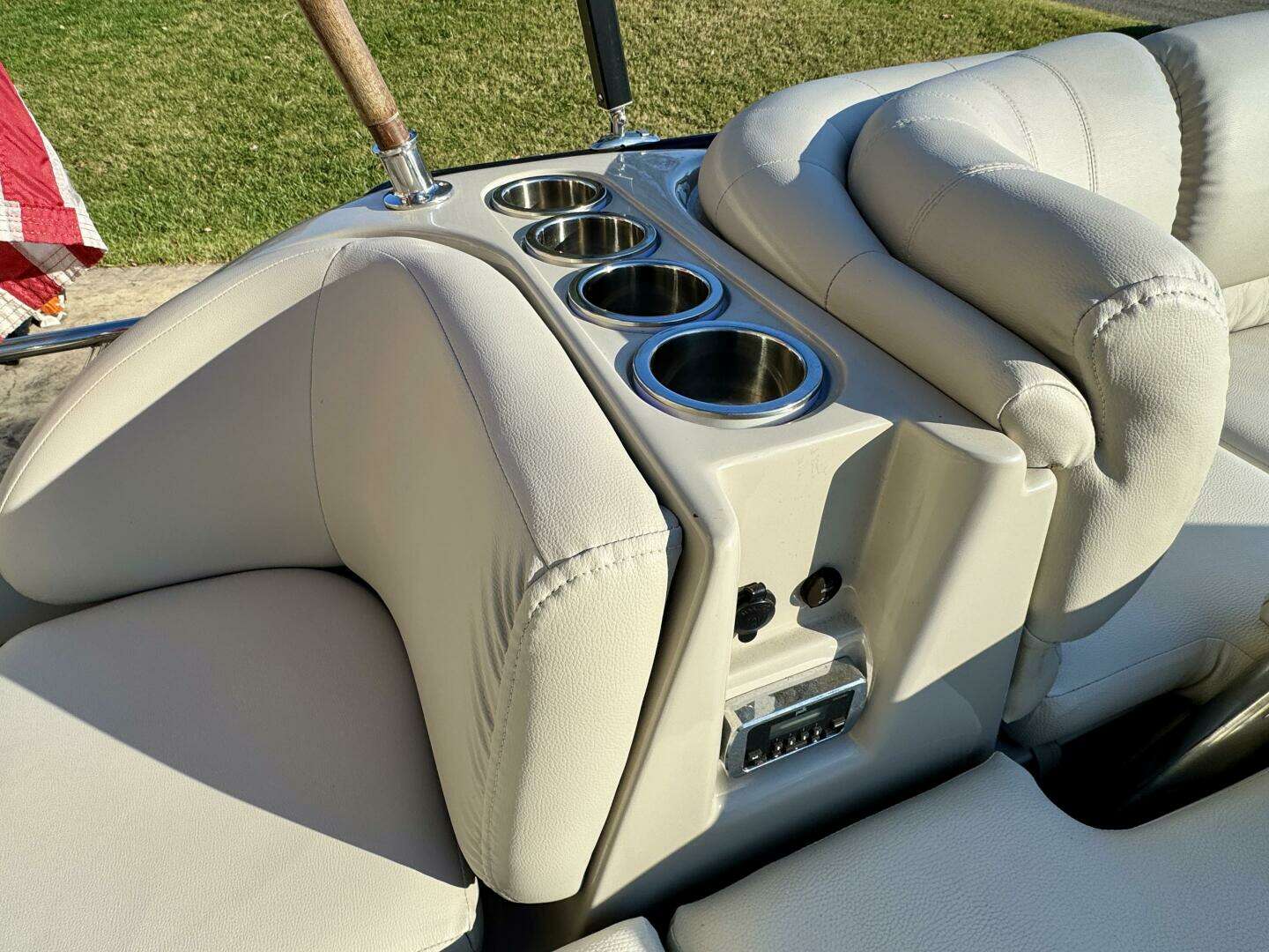 2016 Harris Grand Mariner 250 SLEC Tritoon - Image 61
