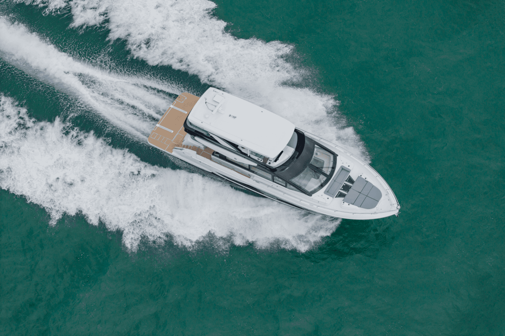 2026 Cruisers Yachts 57 FLY - Image 6