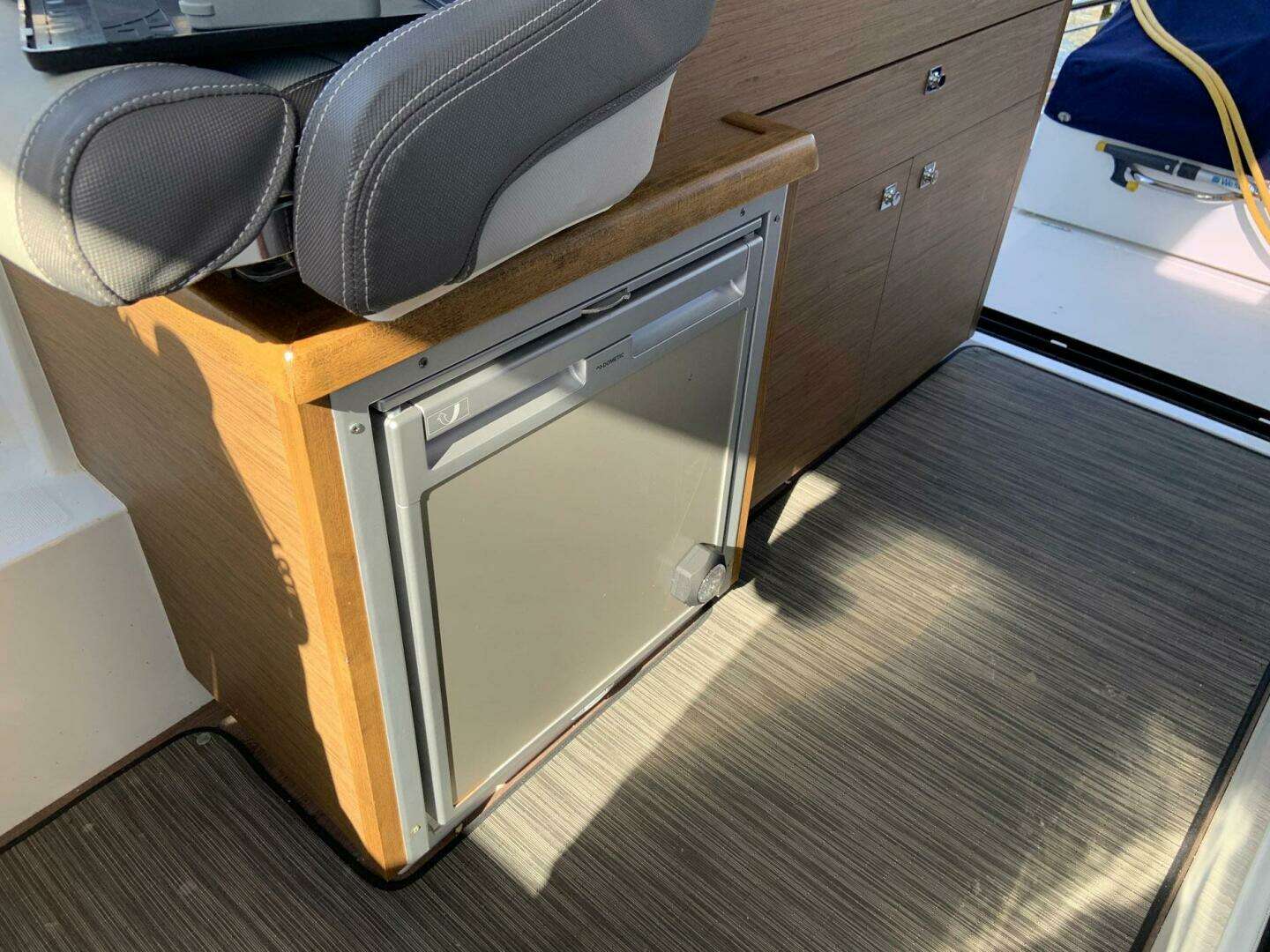 2018 Jeanneau NC 895 - Image 16