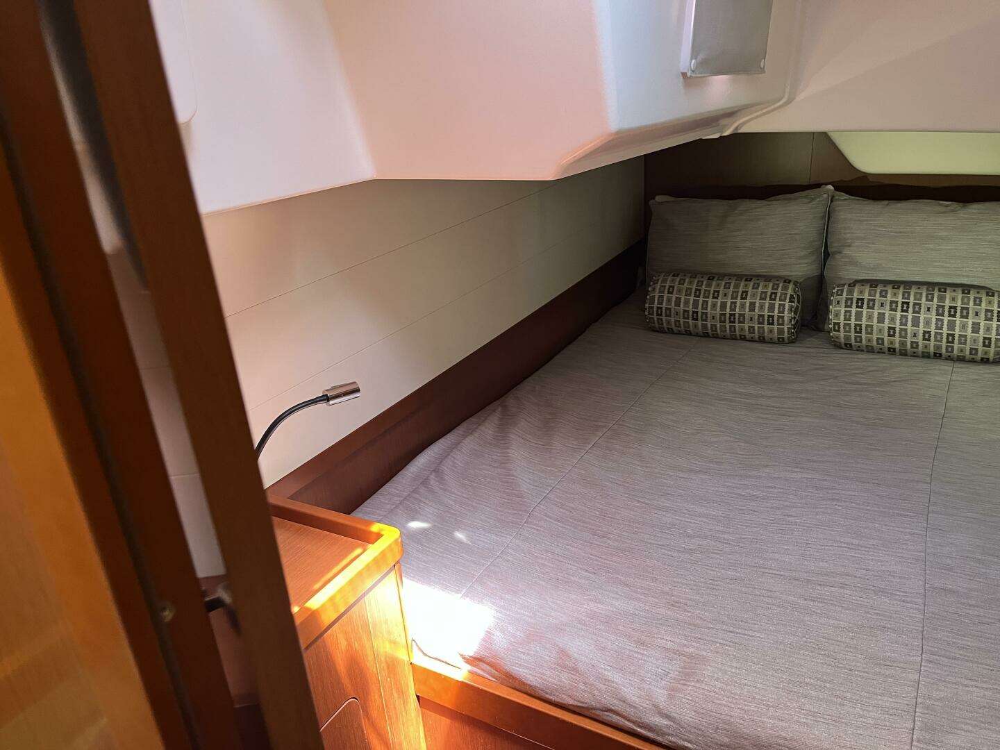 2013 Beneteau Oceanis 48 - Image 29