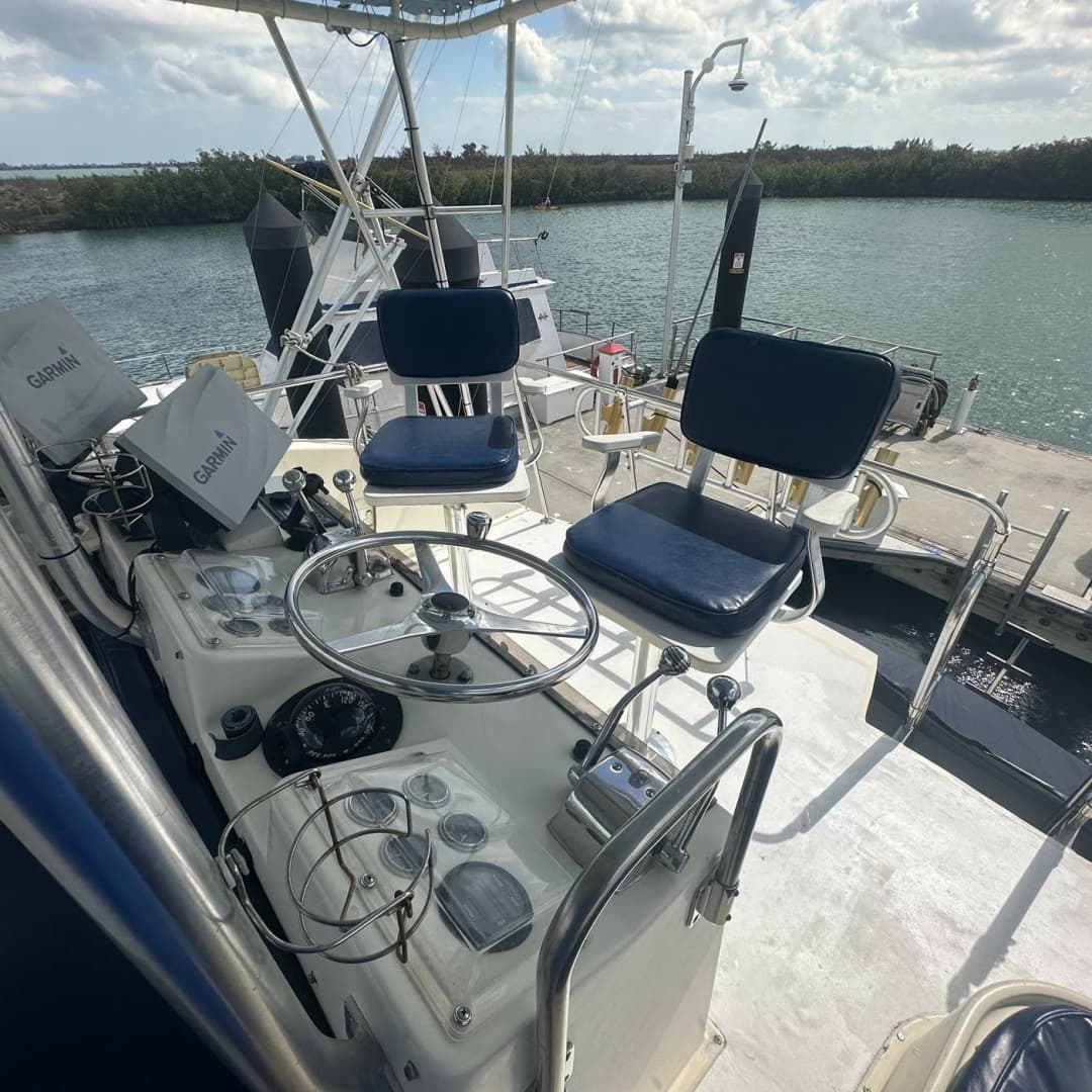 1981 Hatteras 43 Convertible - Image 11