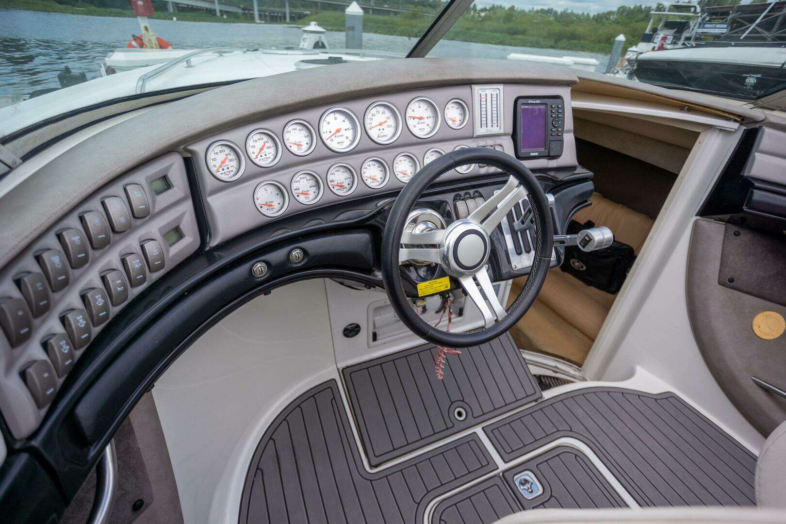 2005 Cobalt 343 - Image 17