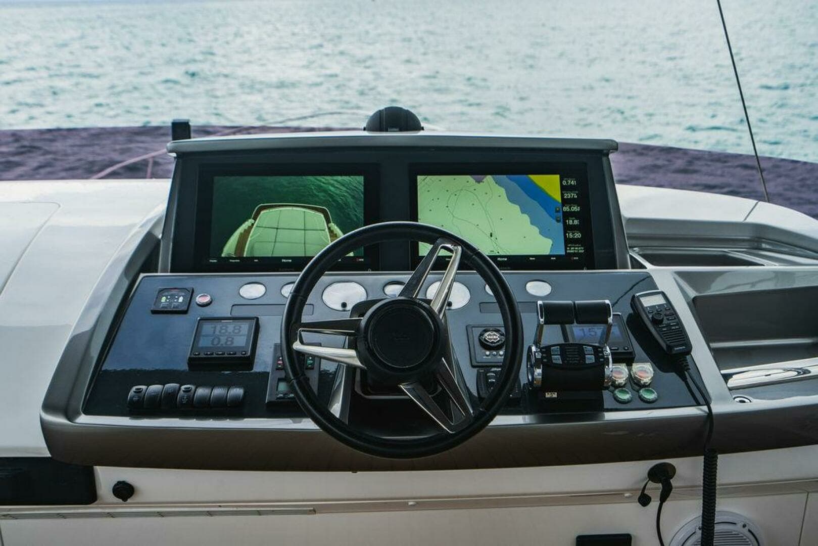 2022 Princess S66 - Image 30