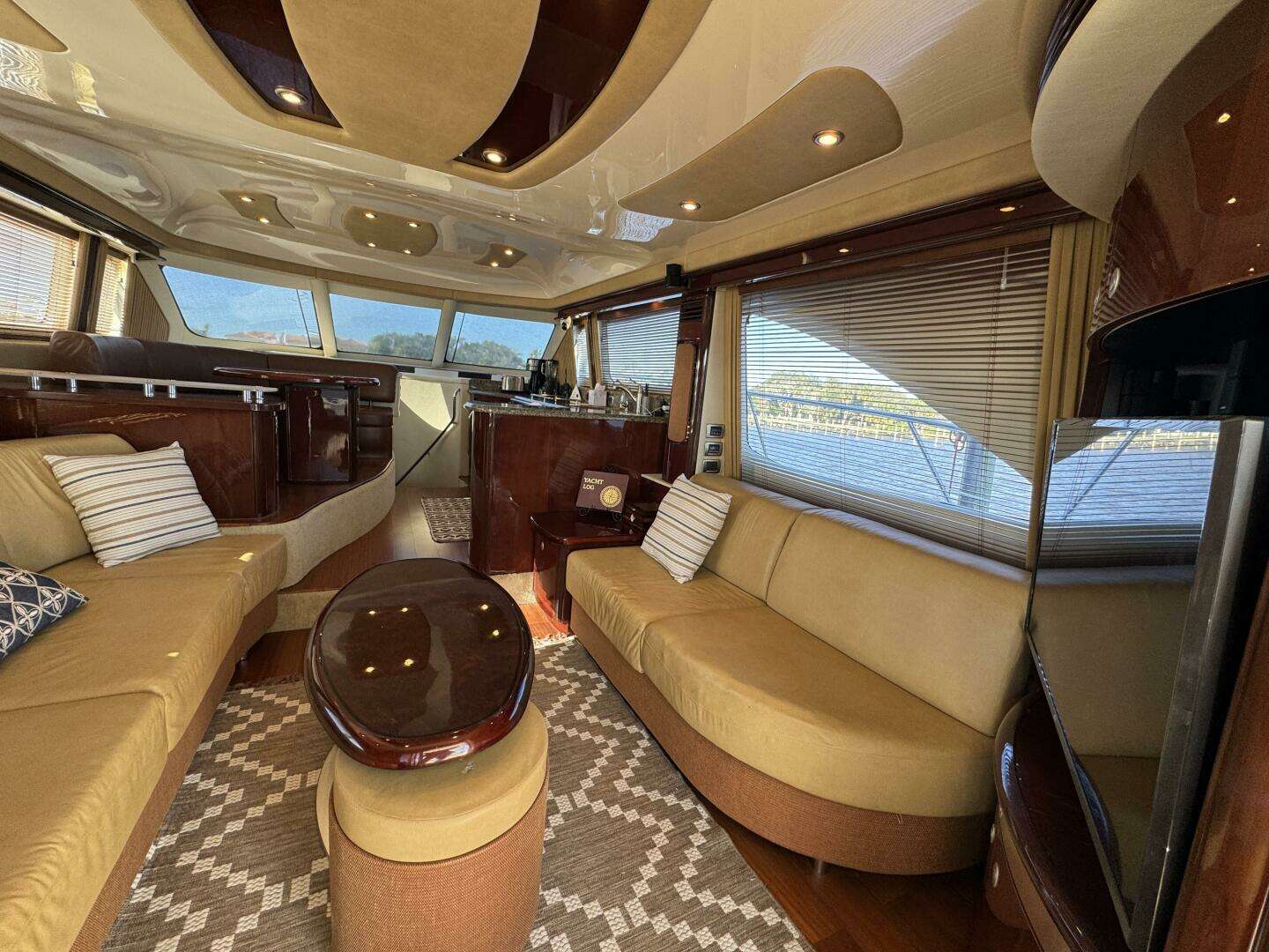 2007 Sea Ray 58 Sedan Bridge - Image 26