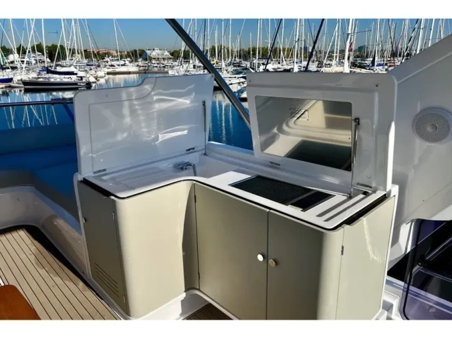 2024 Azimut FLY 60 - Image 17