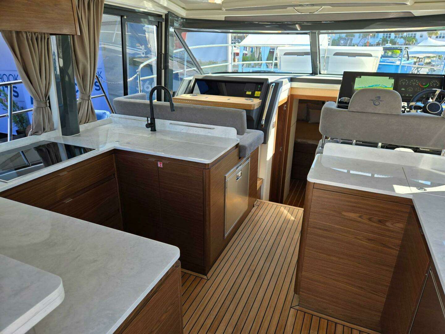 2026 Marex 440 Gourmet Cruiser - Image 4