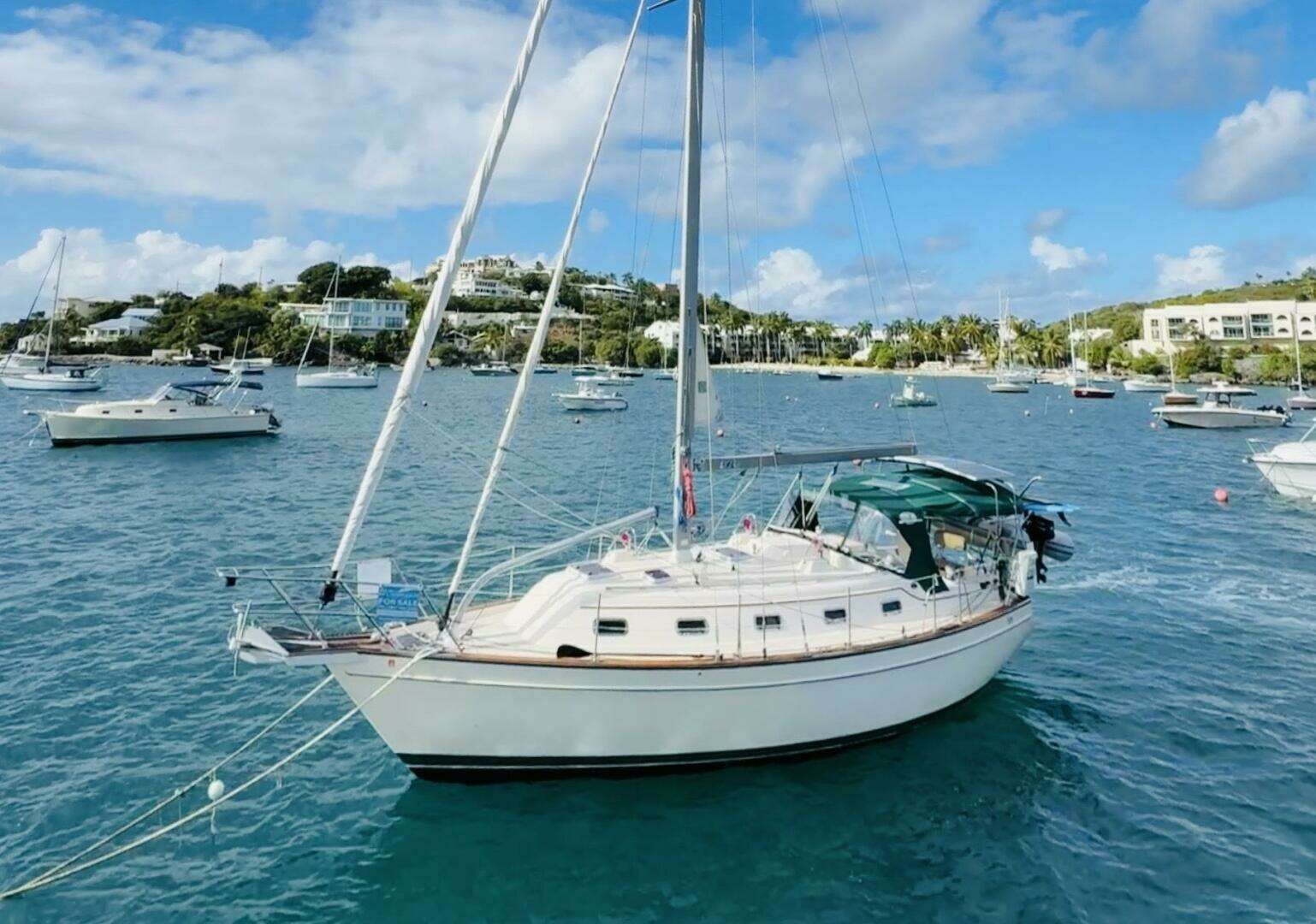 2011 Island Packet 370 - Image 2