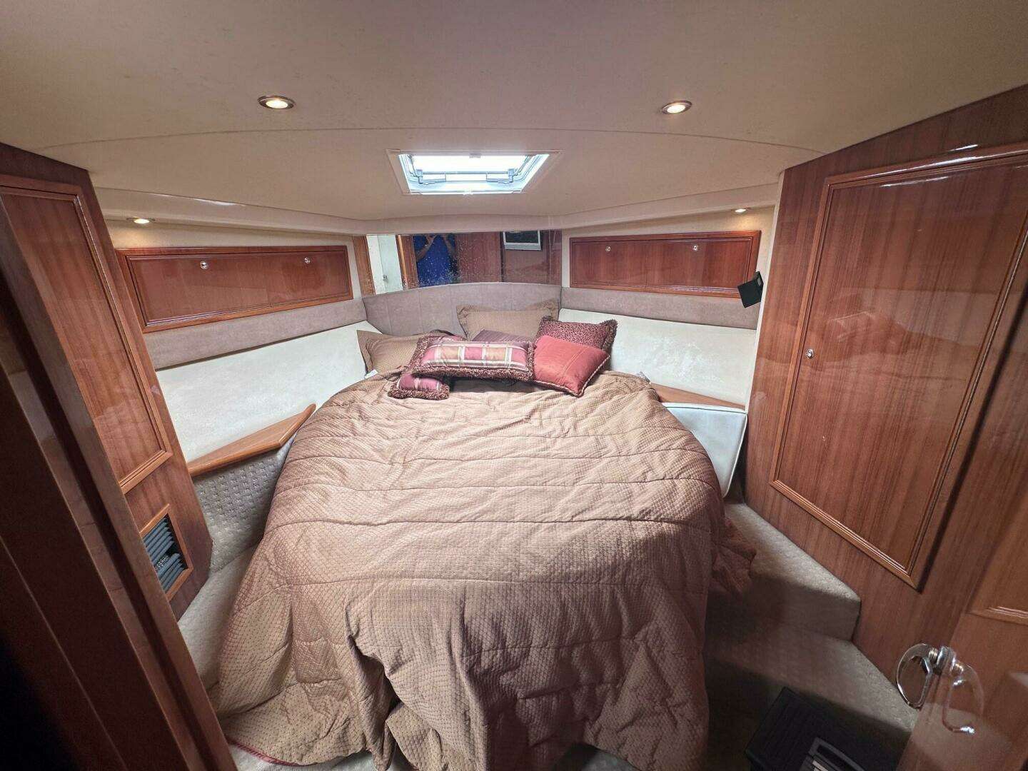 2008 Riviera 51 Convertible - Image 19