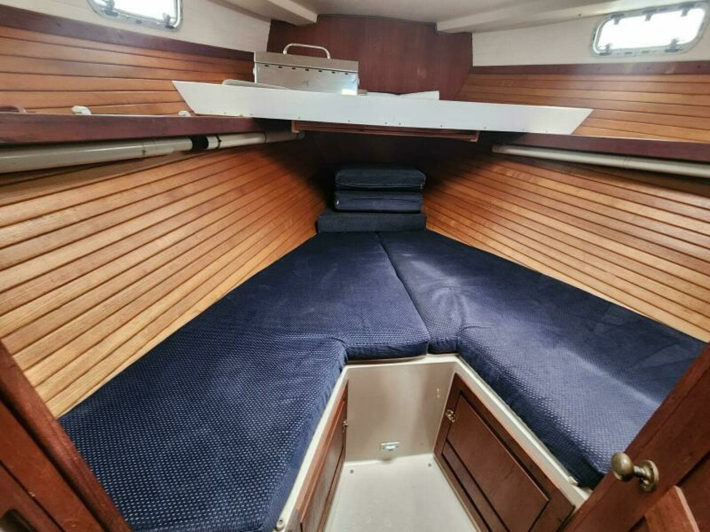 1990 Catalina Morgan Classic 41 - Image 23