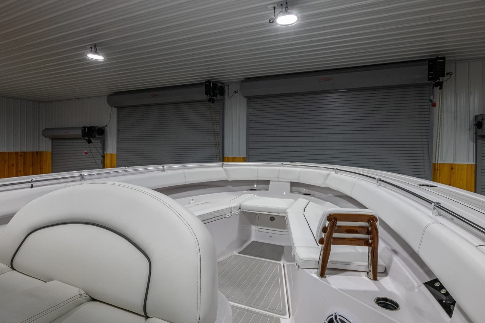 2023 Sportsman Open 352 Center Console - Image 27