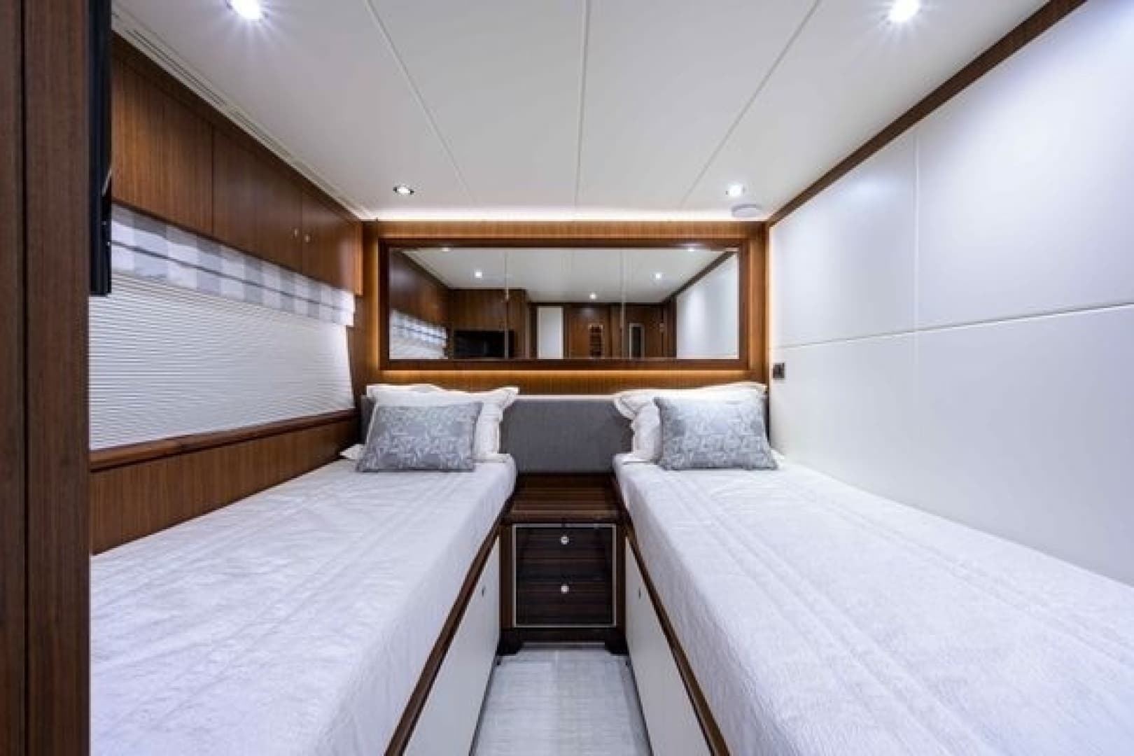 2019 Ocean Alexander Motoryacht 100 - Image 59