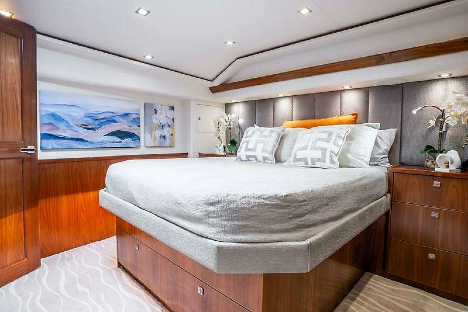 2019 Viking 68 Enclosed Bridge - Image 43