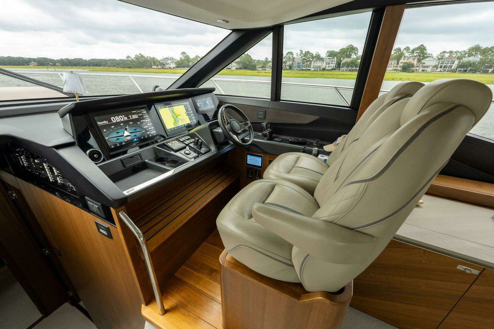 2021 Princess S62 - Image 48