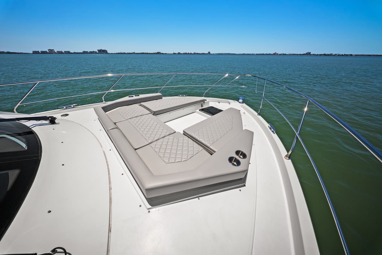 2025 Cruisers Yachts 50 Cantius - Image 55