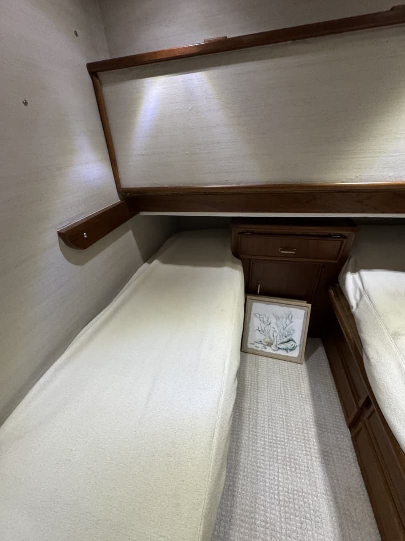 1988 Ocean Yachts 44 SS - Image 32