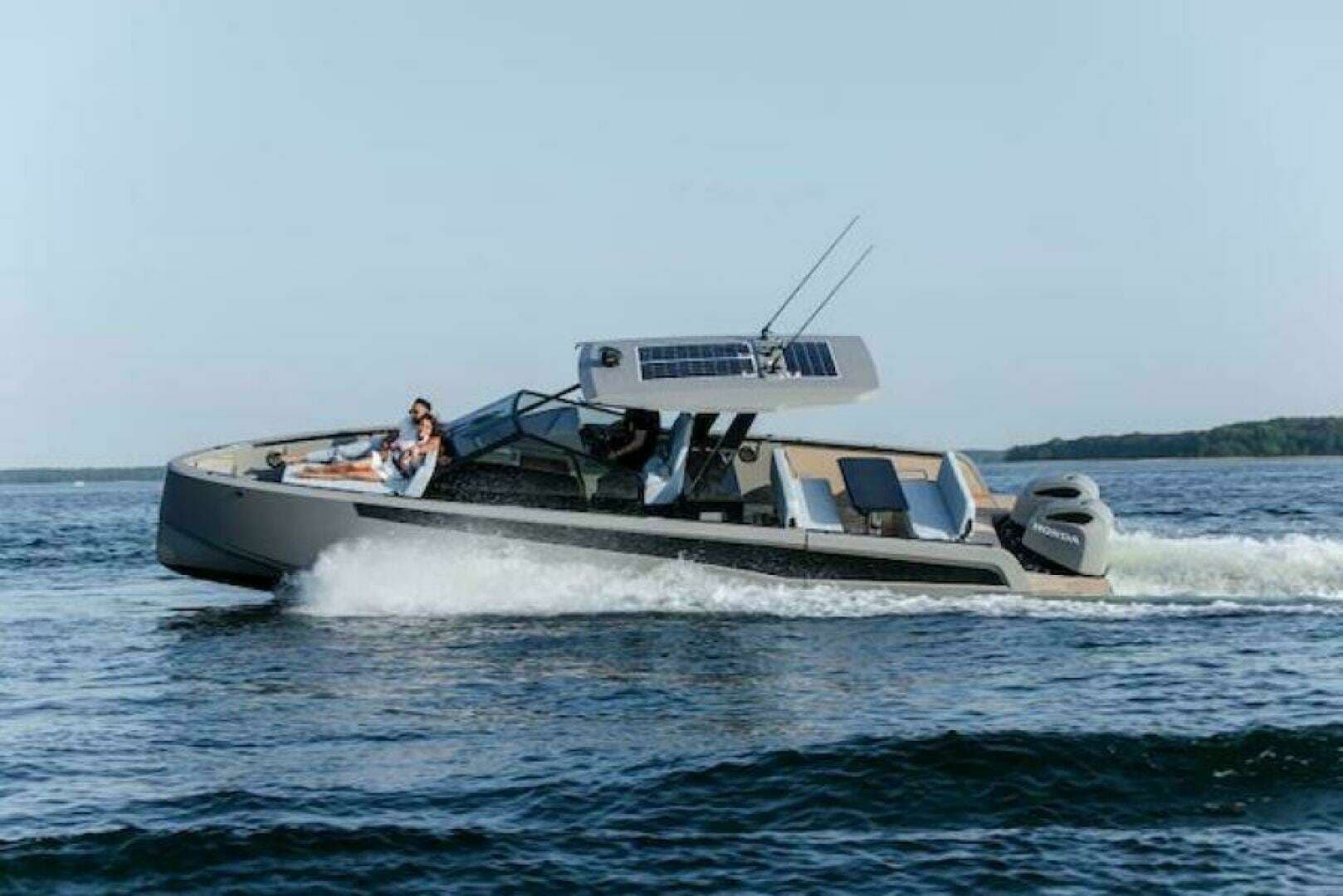 2026 Virtue V10 T-Top - Image 3