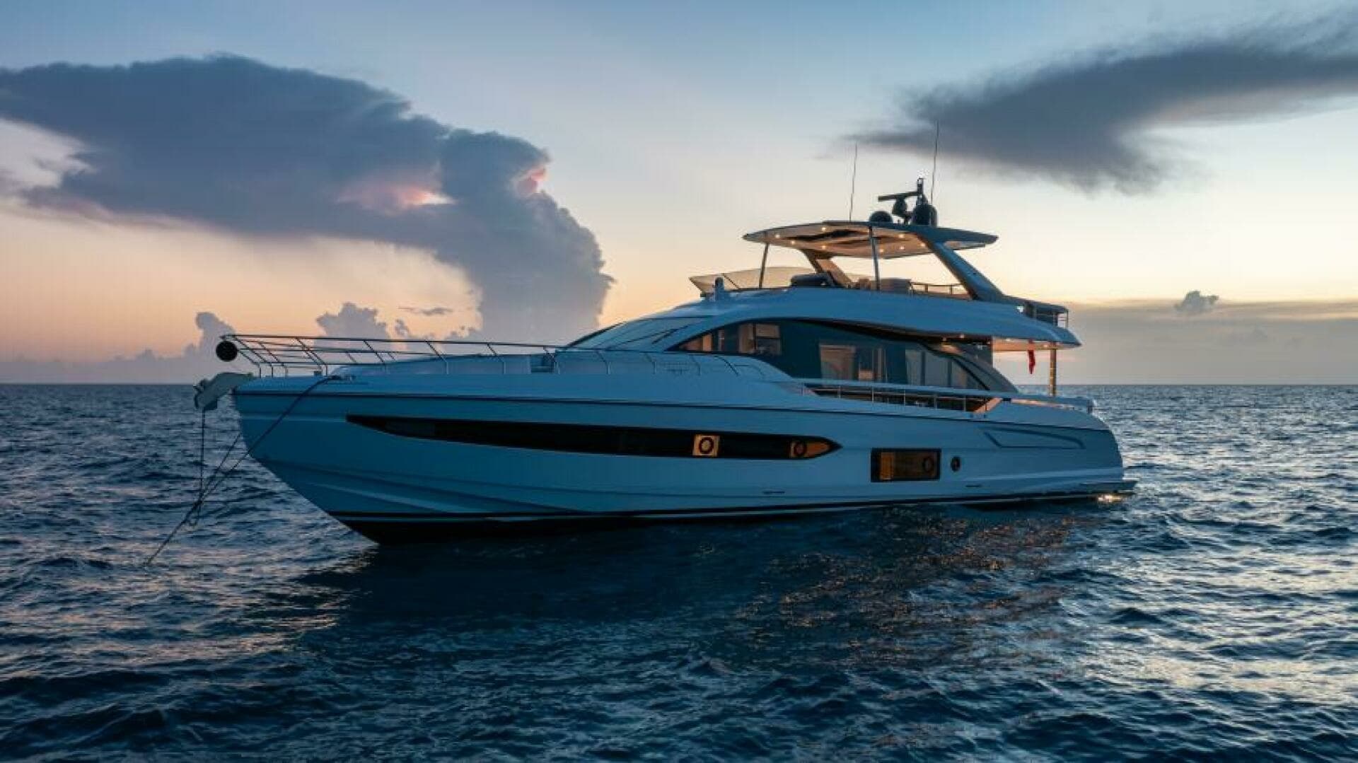 2022 Azimut 78 - Image 11