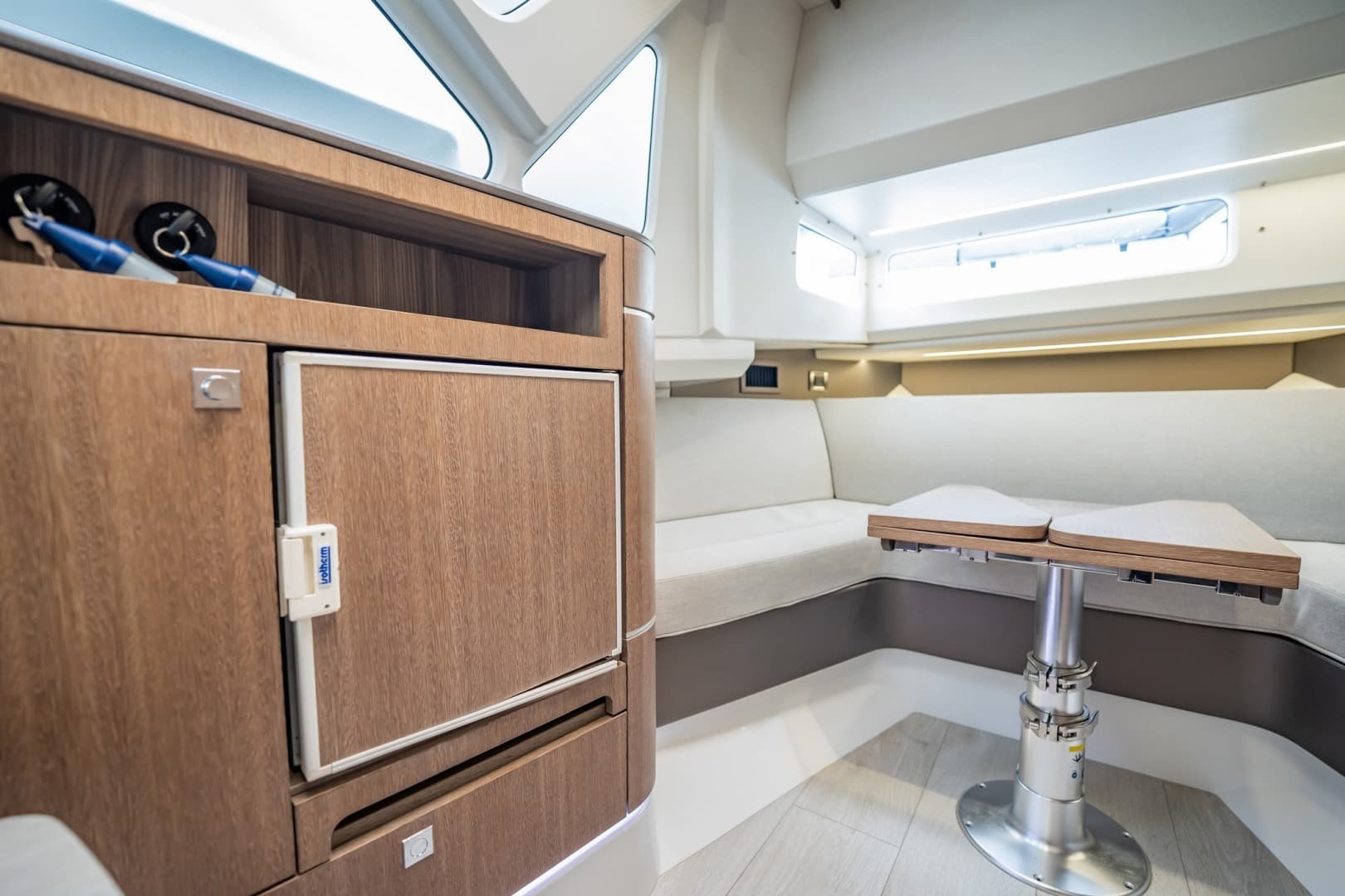2023 Galeon — - Image 50