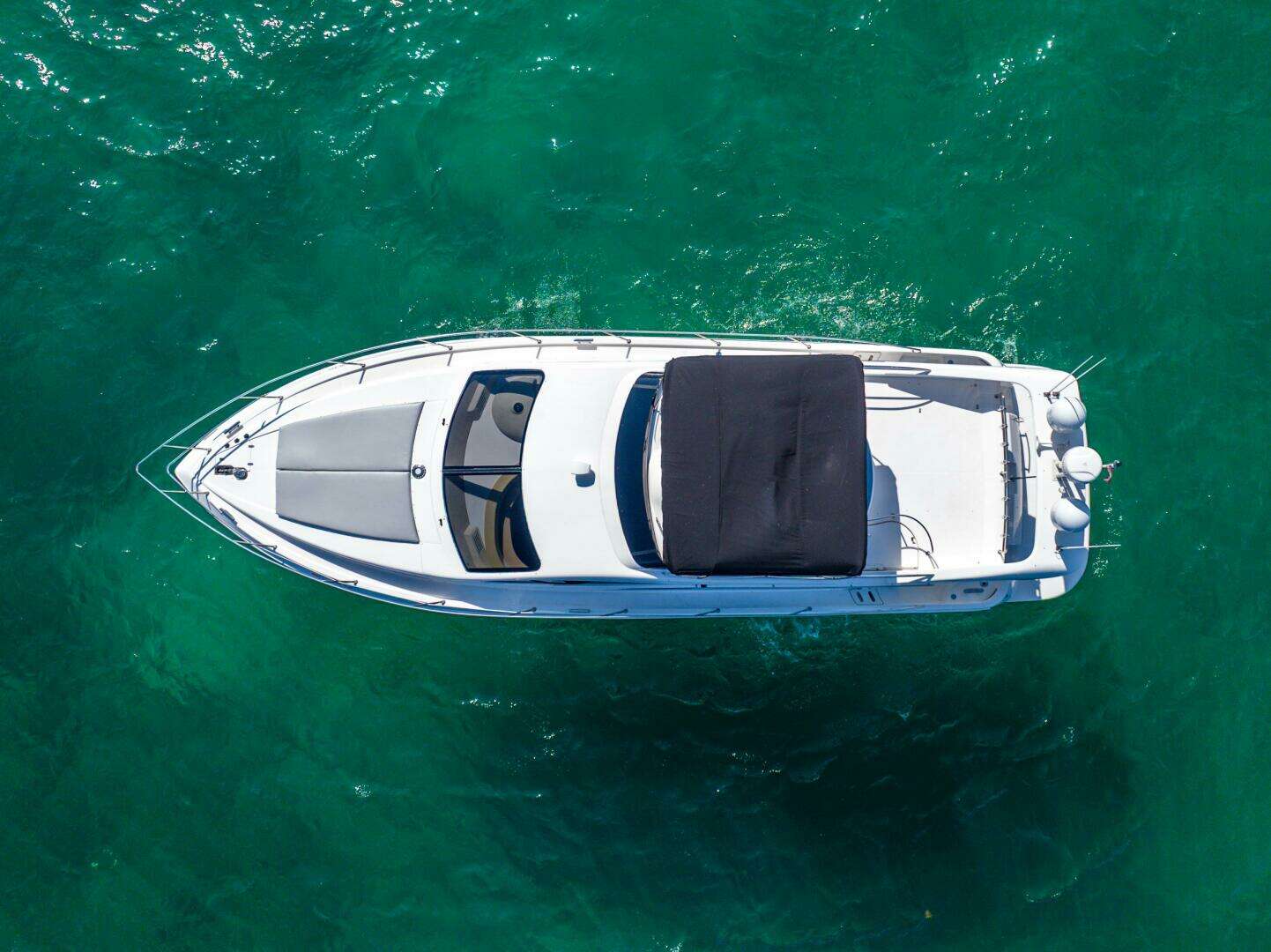 2001 Azimut 46 - Image 10