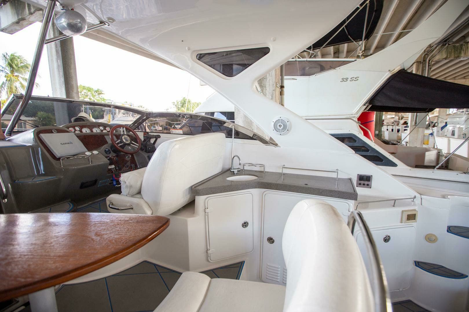2008 Regal 2760 Sport Yacht - Image 22