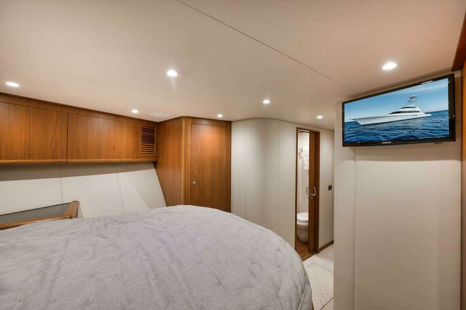 2016 Merritt 86' Enclosed Flybridge - Image 52