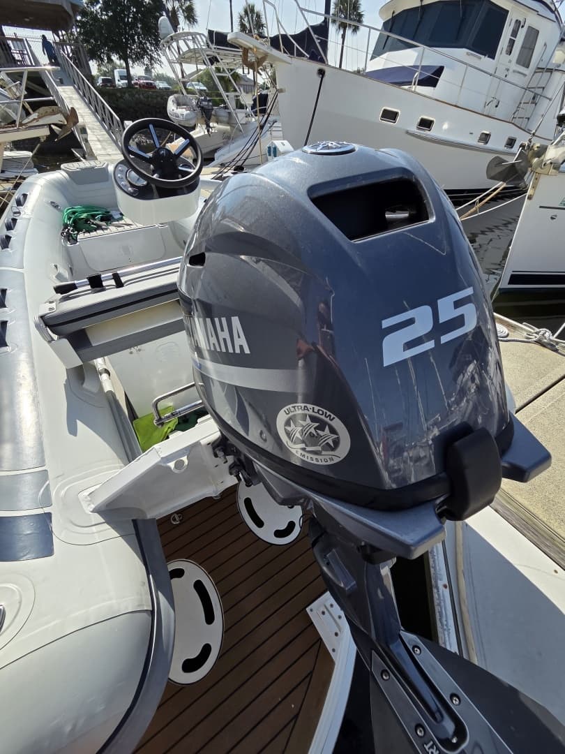 2002 Sea Ray 480 Motor Yacht - Image 45