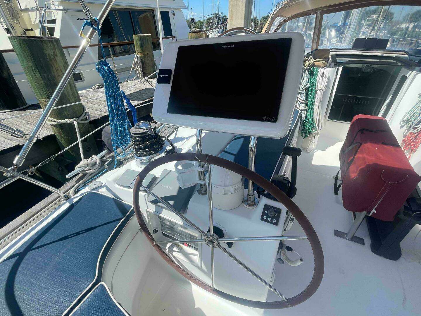2004 Beneteau Oceanis 473 - Image 22