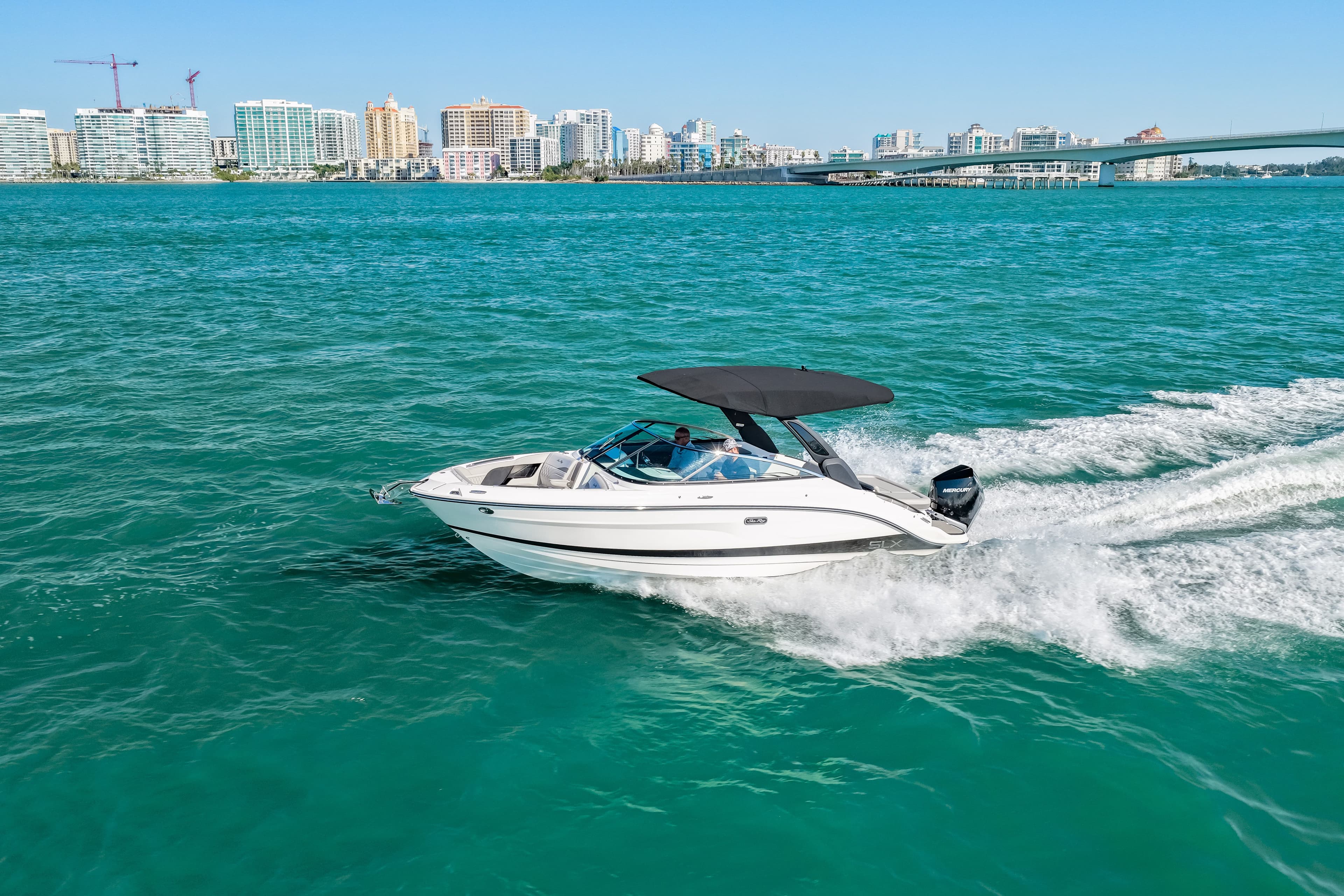 2026 Sea Ray SLX 260 Outboard - 13