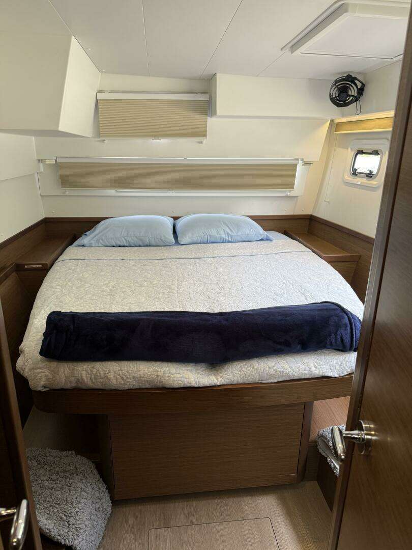 2019 Lagoon Lagoon 42 - Image 16
