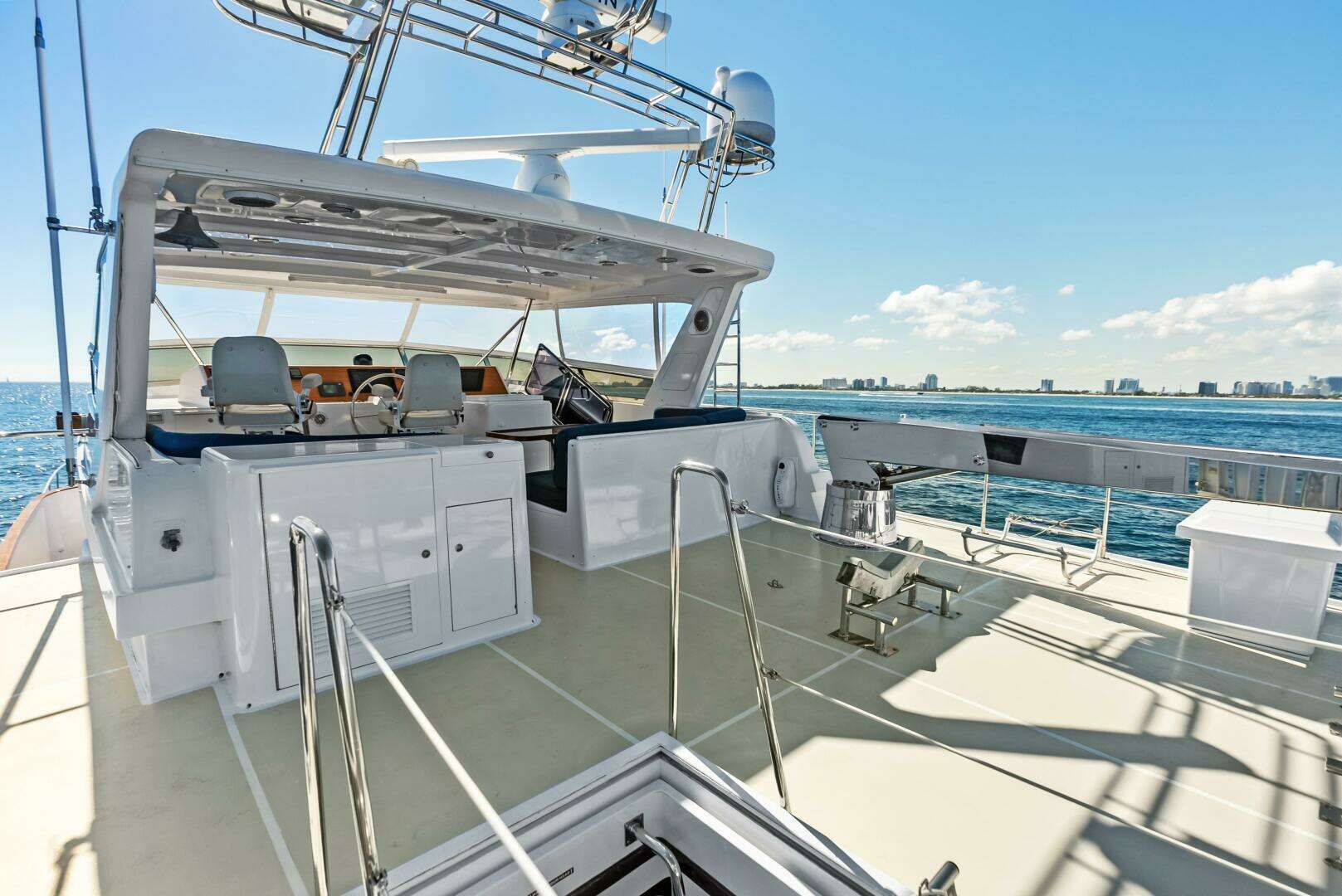 2005 Grand Banks 72 Aleutian RP - Image 40