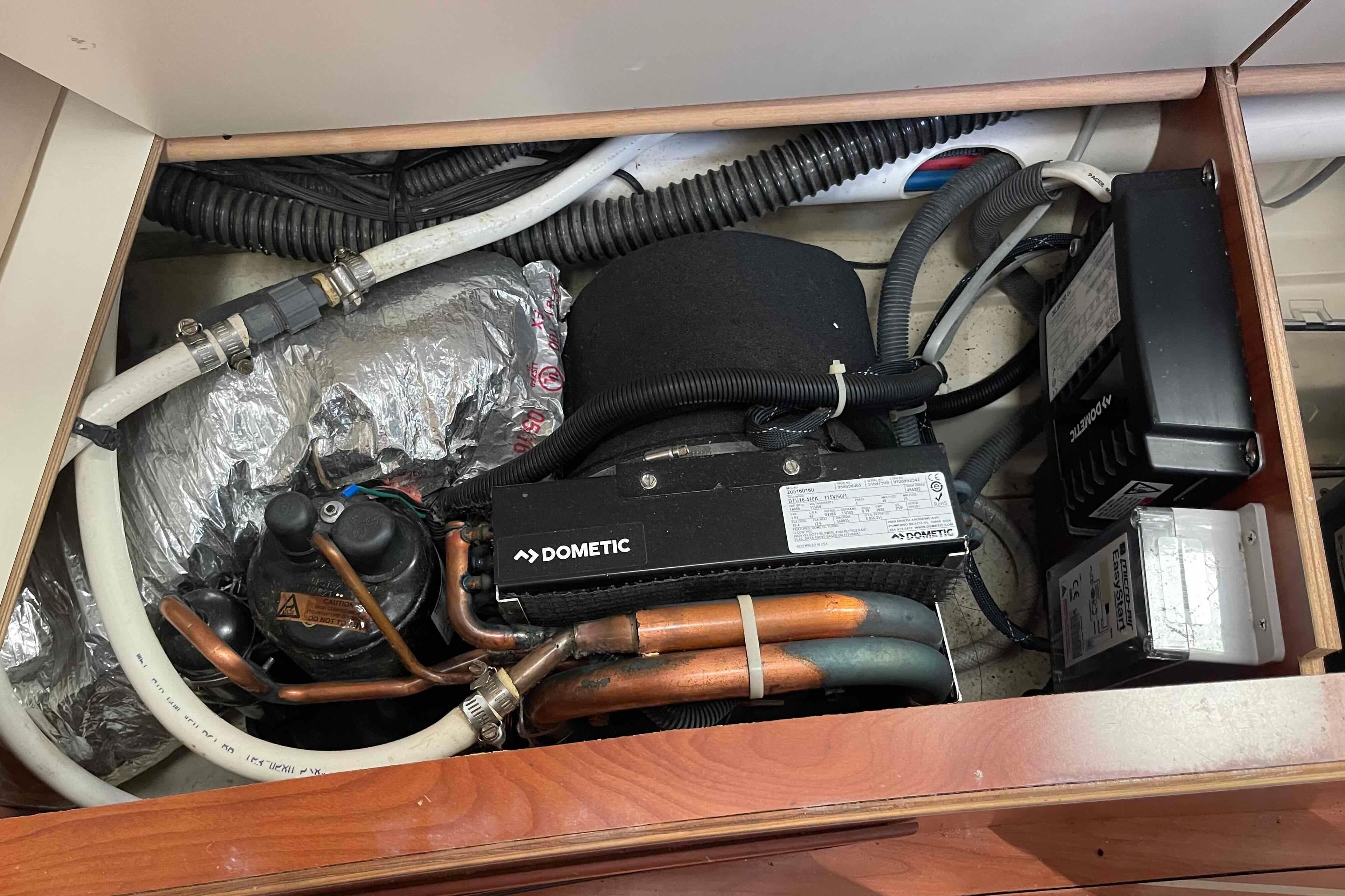 Dometic air conditioning unit in a 2010 Hunter 45 Center Cockpit sailboat.