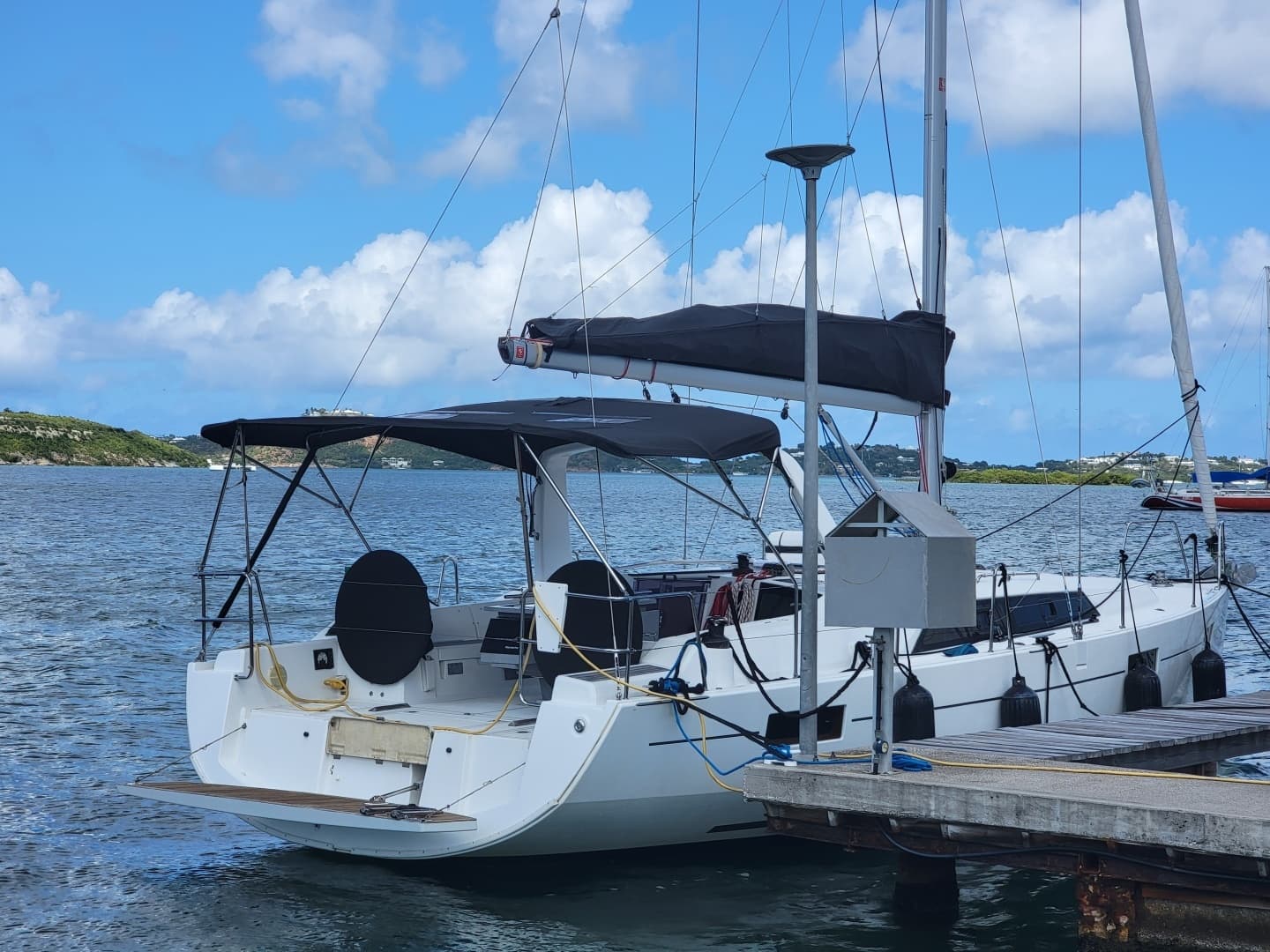 2017 Beneteau Oceanis - Image 3