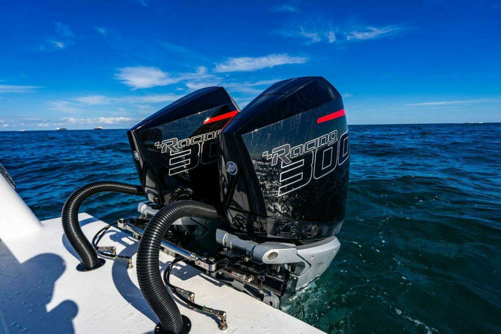 2026 Reef Runner 280 - Image 9