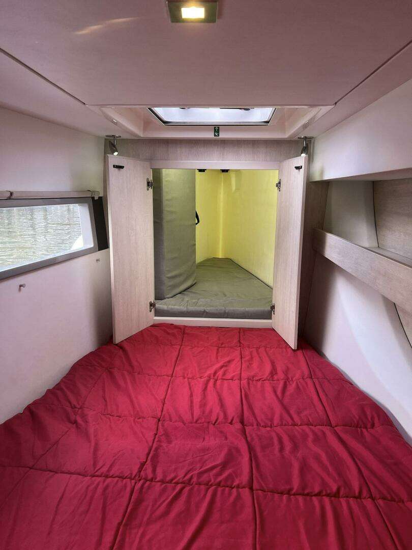 2018 Leopard 43 Powercat - Image 32