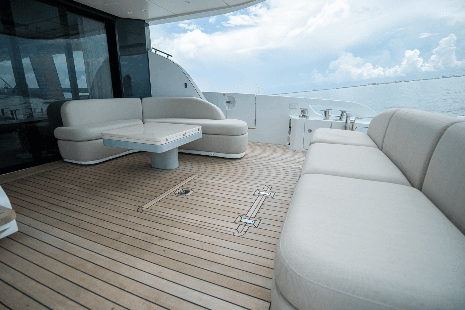 2026 Azimut Fly 62 - Image 7