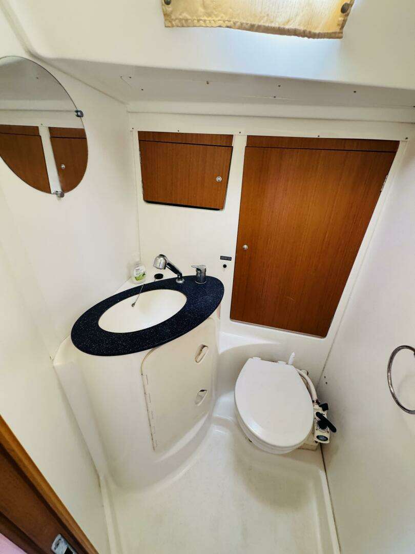 2006 Beneteau Cyclades 50 - Image 19