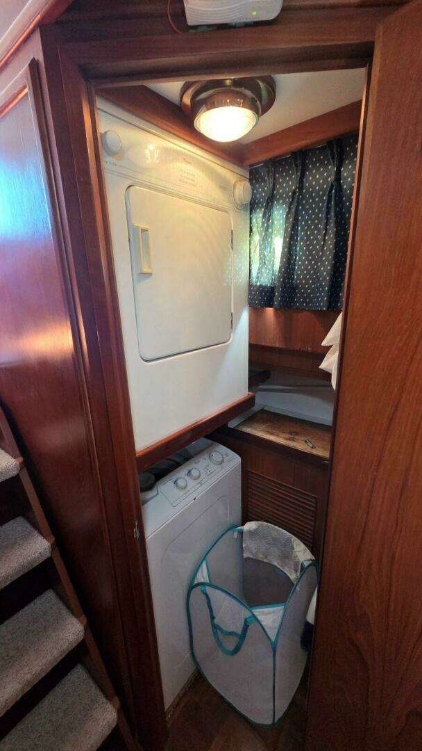 1987 DeFever 48 Tri Cabin - Image 73