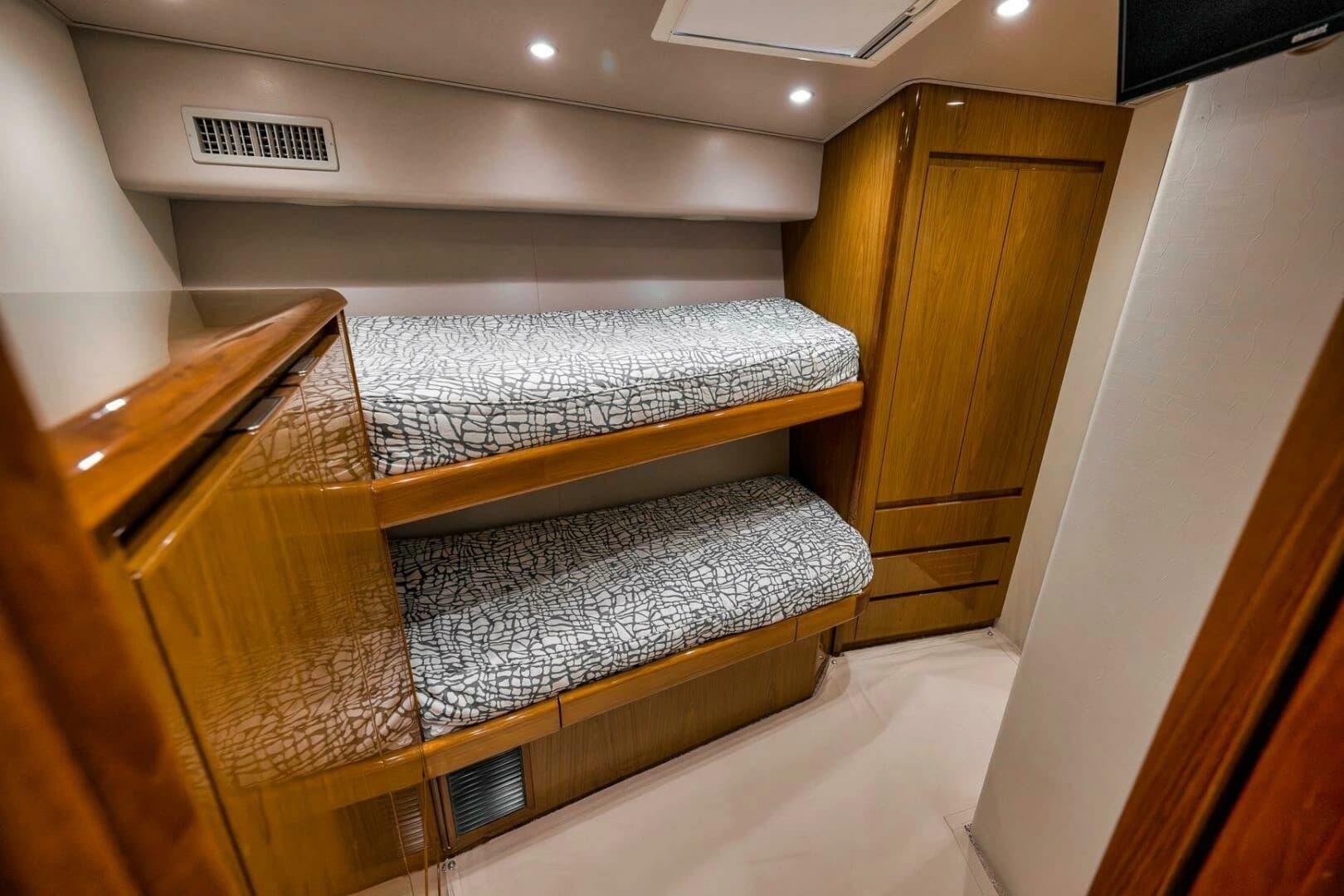 2011 Viking 76 Enclosed Bridge - Image 36