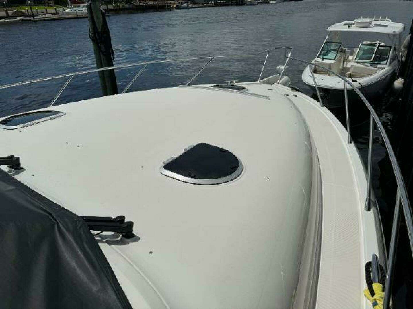 2010 Tiara Yachts 5800 Sovran - Image 101