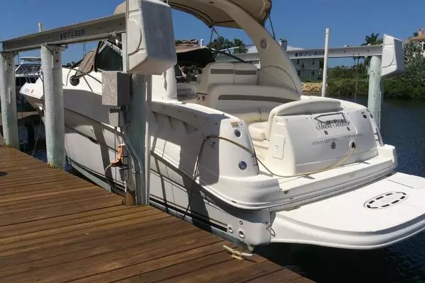 2003 Sea Ray 320 - Image 1