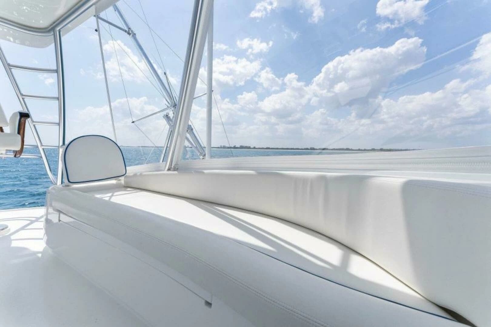 2021 Viking 54 Convertible - Image 41